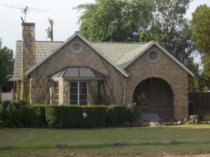 Stone English Cottage In Yaple Park Phoenix