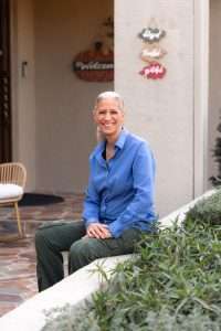 About Laura Boyajian Real Estate, Historic Phoenix Districts Real Estate Agent with HomeSmart Elite